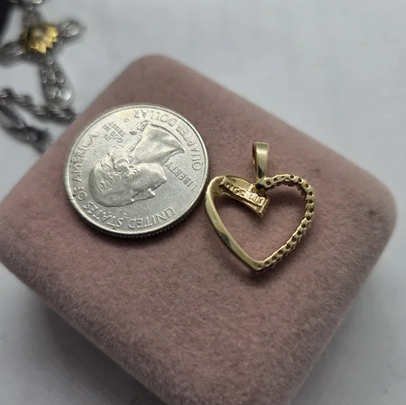 14kt Gold & Diamonds Heart Necklace